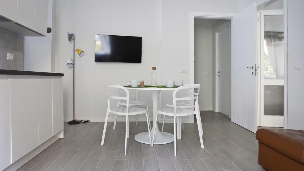 Italianway-Veniero Apartment Milan Exterior photo